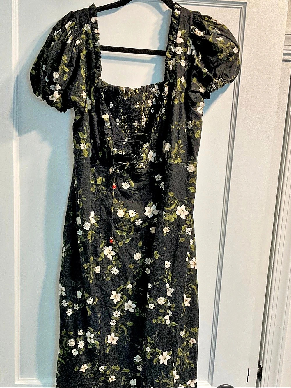 maeve Ruffle-Sleeve V-Neck Lace-Up Midi Dress Black & Green Large